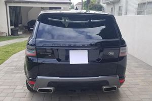 Range Rover Sport HSE 2020 d'occasion en bon état, environ 12 700 milles, peu modifié, pack extérieur noir - Product Image 3
