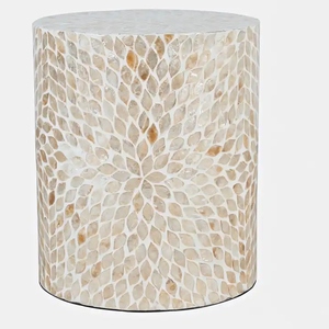 Tabouret artisanal de designer en nacre incrustée pour chambre à coucher, meuble d'appoint et décoration intérieure de luxe pour le Ramadan - Product Image 2