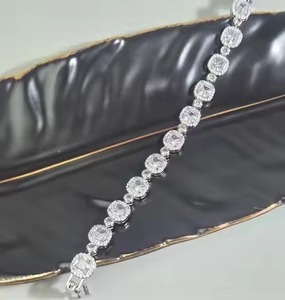 สร้อยข้อมือสวยงามทำด้วยมือสร้อยข้อมือเอลลี่เพชรจำลองพลอยเทียม3A ลูกบาศก์เซอร์โคเนีย - Product Image 4