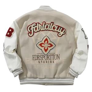 แจ็คเก็ตทีมเบสบอลของผู้ชายแจ็คเก็ตทรงหลวมสไตล์วินเทจเคลือบโพลีเอสเตอร์2025พร้อมโลโก้และตัวอักษร - Product Image 1