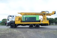 Plate-forme de forage de puits d'eau montée sur camion de qualité supérieure RSD400 DTH boue rotative 400m de profondeur 300mm de diamètre 188Hp fournisseur OEM en gros