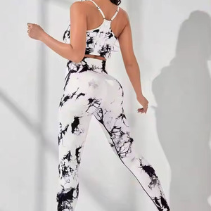 Dernière conception ensemble de yoga pour femmes sans couture tie dye logo personnalisé et étiquette gym fitness de haute qualité fabriqué 2025 nouveaux ensembles de yoga pour femmes - Product Image 3