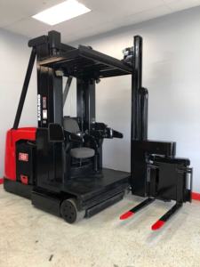 Chariots élévateurs à tourelle assez utilisés à vendre - Product Image 3