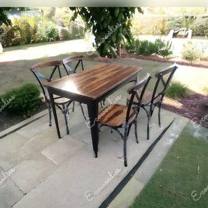 Meubles de restaurant 1 table et 4 chaises métal et bois meubles de restaurant de style industriel, pour café restaurant - Product Image 5