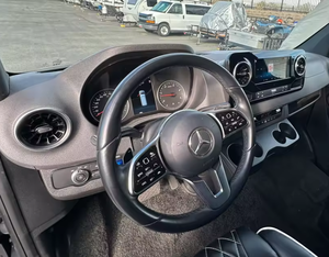 Véhicules d'occasion : Mercedes-Benz Sprinter 3500XD 4x4 de 2022 pour le marché mondial - Product Image 5