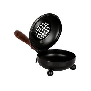 Quemador de Incienso de Hierro de Excelente Calidad con Tapa, Diseño Forjado, Asa de Madera, Aromático, para Iglesia u Hogar, Fragancia Personalizable, Tamaño/Color a Elección - Product Image 1