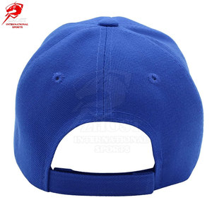 Casquettes de baseball lifestyle conçues pour les tenues quotidiennes, avec un tissu lisse et une forme structurée - Product Image 4
