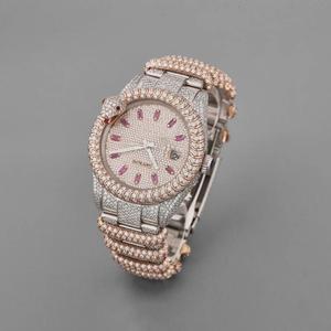 Montre unisexe en verre de haute qualité avec crâne, sertie de diamants en moissanite de clarté VVS, ornée de diamants taille brillant rond - Product Image 1