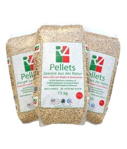 Briquettes de chauffage en promotion, pas cher, DIN-A1-A2 (6-8mm), en bois de pin et hêtre, faible teneur en cendres (3,9%), faible humidité (9,9%) - Product Image 1