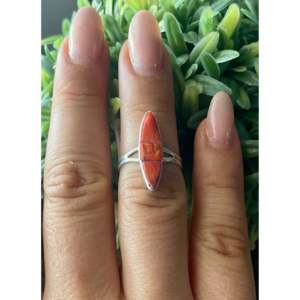 Germane Smith Spiny Oys & Sterling <b>Silver</b> Cobblestone <b>Ring</b> <b>Statement</b> Bezel Setting with Turquoise Coral Size 7 Everyday Wear - Product Image 2
