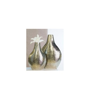 Agregue sofisticación con florero de metal galvanizado brillante perfecto para habitaciones de hotel de lujo y Decoración de mesa interior - Product Image 4