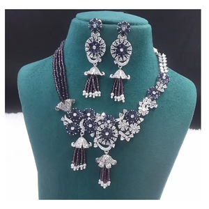 Conjunto de joyas de diamantes americanos encantadores de alta calidad Opción de regalo elegante para ocasiones especiales ahora disponible a granel - Product Image 2
