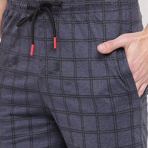 กางเกงขาสั้นสไตล์สตรีทเอวปานกลางของผู้ชายกางเกงขาสั้นสไตล์สตรีทผ้าคอตตอน100% ดีไซน์ตามสั่ง - Product Image 3