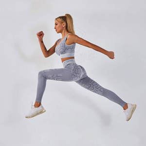 Conjunto de ropa deportiva de gimnasio de cintura alta personalizada para mujer, ropa de Yoga sin costuras de 2 piezas, patrón sólido, ropa deportiva de talla grande para Fitness - Product Image 5