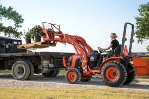 Tractor Diésel Compacto Kubota L2800 Nuevo y Usado para Trabajos de Huertos, Jardines, Granjas y Paisajismo - Product Image 6