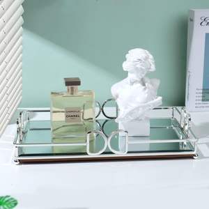 ถาดโลหะขัดเงาสีเงินสำหรับเสิร์ฟอาหารที่สวยงามและหรูหรากันสนิมเป็นมิตรกับสิ่งแวดล้อมทนทานสำหรับใช้ในห้องครัวและในบ้าน - Product Image 2