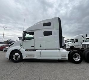 NUEVA OFERTA 2022 CAMIONES DE TRANSPORTE PESADO CON TRANSMISIÓN AUTOMÁTICA Y CABINA DE CONDUCTOR ESPACIOSA MEJOR PARA LARGOS - Product Image 3