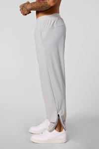 Pantalons de sport à séchage rapide pantalons de survêtement entraînement Gym Train confortable hommes Gym Joggers pantalons de Jogging haute qualité été survêtement pour hommes - Product Image 3