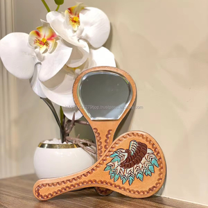 Espejo de maquillaje de bolsillo de cuero genuino para mujer, espejo de mano con estilo occidental, espejo de diseñador Vintage, regalo perfecto para ella - Product Image 2