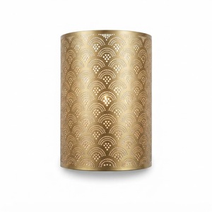 Lámpara Marroquí Hecha a Mano, Aplique de Pared Semicilíndrico de Latón Perforado, Diseño Festoneado, Adorno Decorativo Calado - Product Image 6