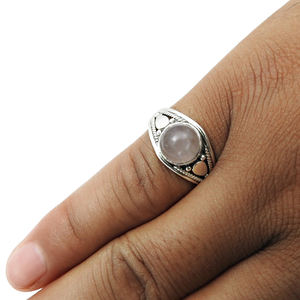 2024 usine bijoux personnalisés prix de gros meilleure qualité pierre précieuse de Quartz Rose naturel 925 bague en argent Sterling forme ronde inde - Product Image 3