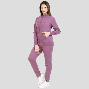 Vêtements d'entraînement et de jogging pour femmes Ensembles de sweat à capuche et de pantalon à fermeture éclair Dernière collection d'hiver Ensembles de survêtement respirant pour femmes - Product Image 4