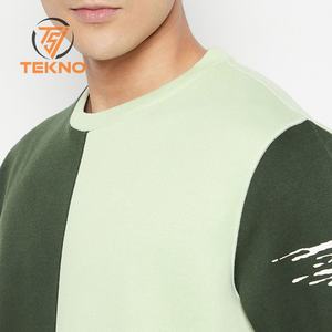 Traje de sudor de peso pesado para hombres de diseño personalizado Estilo de calle de moda con precio competitivo Tallas grandes para el invierno - Product Image 5