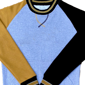 Sudadera unisex de forro polar con cuello redondo, manga opuesta, color blanco alfa, estilo chenille, lavado ácido, para invierno, con escudo griego bordado - Product Image 4