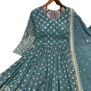 Recién lanzado nuevo estilo pakistaní Georgette Kurtis dibujado a mano impreso Salwar Kameez para adultos - Product Image 1