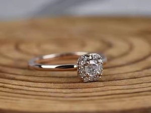 Bague de fiançailles en or massif 14K VS1 Lab Grown Halo Solitaire avec diamant blanc Bague de mariage avec accents en or rose - Product Image 5