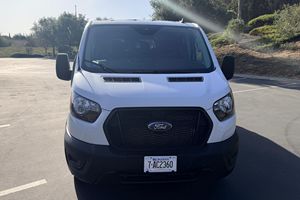 Ford Transit 350 XL AWD 2023 Usado, 290 Millas, Motor V6, Modificaciones para Camper, Paneles Solares Renogy - Product Image 1