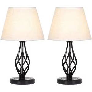 Lámpara de mesa de metal de diseño moderno para decoración de dormitorio, luz de noche elegante para uso doméstico y de oficina - Product Image 5