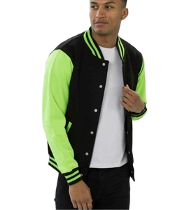 Veste universitaire en cuir véritable letterman de laine pour hommes personnalisée, noire avec patchs et étiquettes de logos brodés de couleur rouge, veste pour hommes - Product Image 1