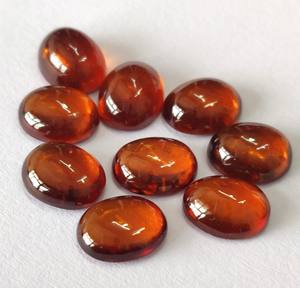 พลอยโกเมนเฮสโซไนท์ทรงรี8x10มม. หลังแบนหินโกเมนทรงหลวมคุณภาพสูง - Product Image 3