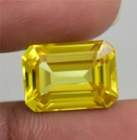 Saphir Jaune Naturel Impeccable Taille Émeraude Pierre Précieuse Non Montée Certifiée par un tiers Traitement à la cire/à l'huile Haute Qualité Coszcatl Exports
