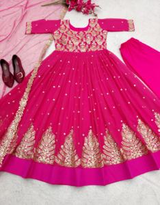 Vestido de boda de diseñador con Pent Dupatta - Product Image 4