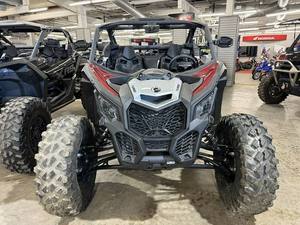 Atractivo Can-Am Maverick X3 DS Turbo 2025-2026, Nuevo Vehículo Utilitario Deportivo Recreativo - Product Image 3