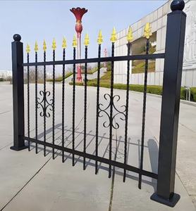 Maßgeschneidertes Gartentor aus Schmiedeeisen für den Außenbereich, Gitter und Metallzaun-Design aus chinesischer Herstellung - Product Image 3