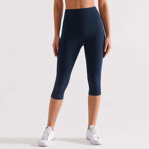 Leggings Capri para mujer, diseño de Control de barriga, tela elástica de 4 vías, pantalones transpirables que absorben la humedad, perfectos para deportes y gimnasio - Product Image 3