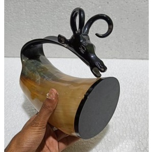 Jarra Artesanal de Cuerno de Buey con Dragón Tallado en Ágata y Base de Madera, Productos Naturales y Orgánicos - Product Image 6