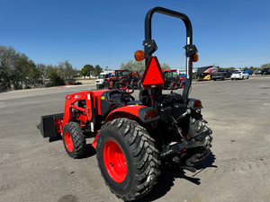 Tracteur mini 4x4 KIOTI CK2620 HST 50 CV d'occasion/neuf à prix réduit avec transmission par engrenages, moteur et pompe - Product Image 5