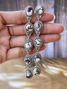 Pendientes de gota de turquesa de caballo salvaje y Mojave en plata de ley hecha a mano para bodas, fiestas o regalos - Product Image 2