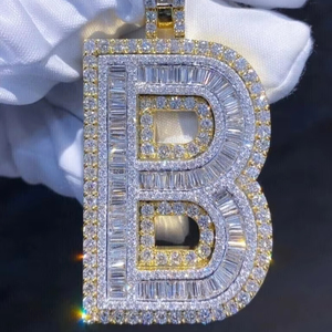 Lujo Hip Hop estilo 925 plata esterlina 3Ct Baguette corte Moissanite diamante inicial 'B' colgante 14K oro amarillo plateado Unisex - Product Image 1