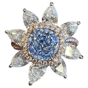 Bague de fiançailles tendance en or 18 carats plaqué or, diamant de laboratoire taille brillant bleu royal, certifié IGI - Product Image 1