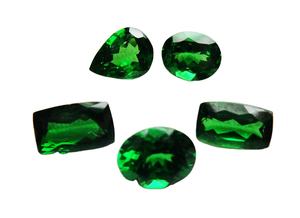 100% mélange naturel forme Tsavorite pierres précieuses en vrac prix de gros coupe à facettes pierres de taille personnalisée de haute qualité pour la fabrication de bijoux - Product Image 2