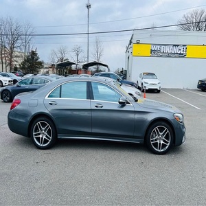 Achetez des Merccedess de qualité supérieure de classe S assez utilisées sans accident prêt à être expédié en stock meilleur prix - Product Image 1