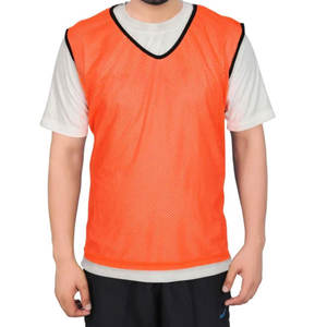Gilet de sport réversible unisexe pour jeunes, logo personnalisé, football, basketball, entraînement, col en V, imprimé par transfert thermique - Product Image 3