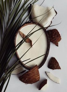 2025 bougies écologiques à la mode faites à la main en coquille de noix de coco brillante pour la décoration intérieure élégante et les coffrets cadeaux de tourisme culturel - Product Image 4