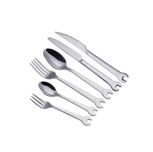 Restaurant Vaisselle En Acier Inoxydable Couverts Cuillère Fourchette Conception Simple Haut sur Exigeant Cuillère En Acier Miroir pour Table Ware - Product Image 3