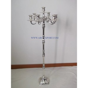 El último diseño clásico de candelabros, pulido metálico brillante de alta calidad para uso doméstico en interiores y exteriores para Navidad - Product Image 6